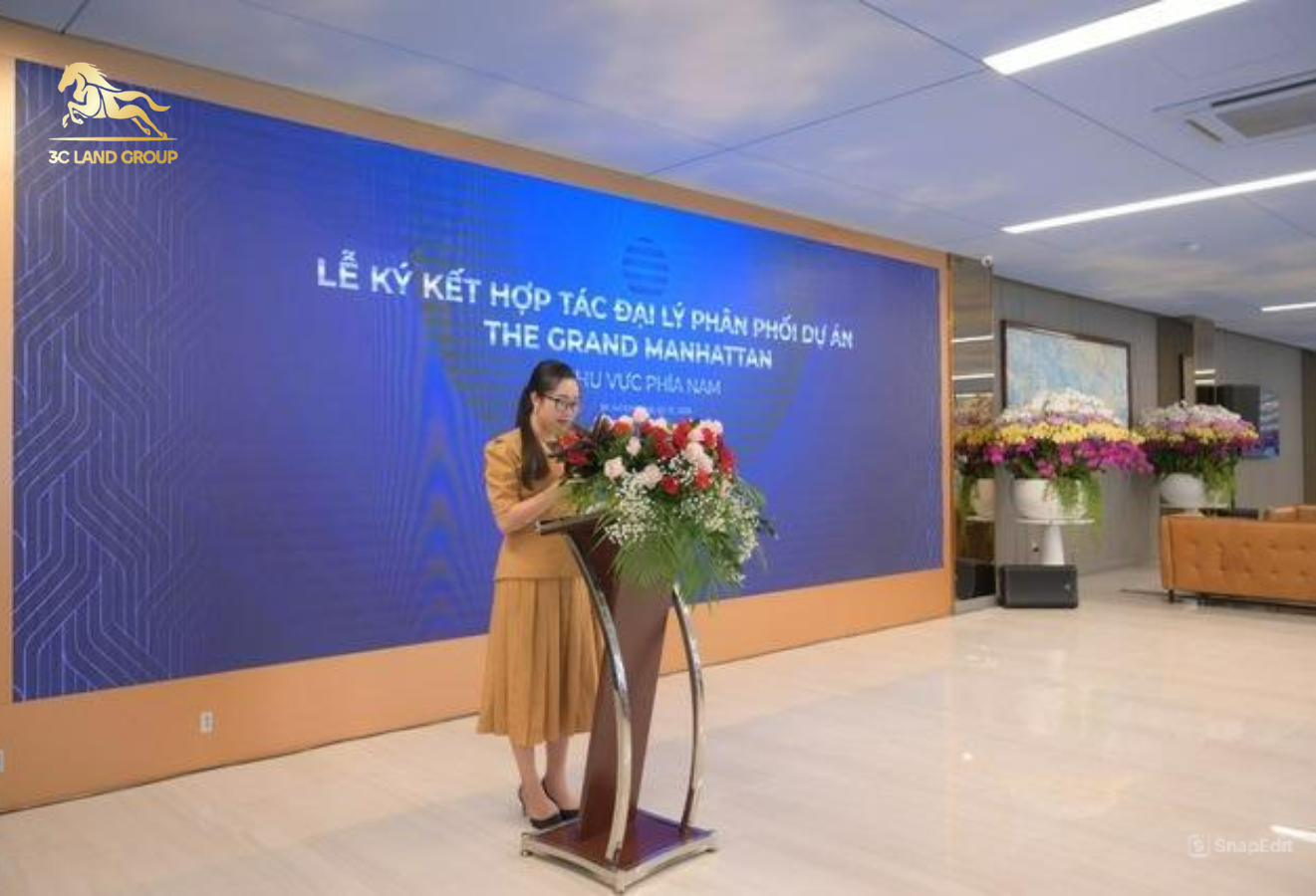 Bà Nguyễn Thanh Huyền - Đại diện Toàn Thịnh Land phát biểu tại sự kiện